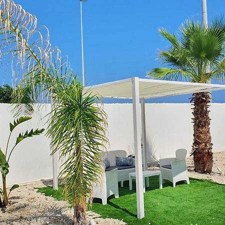 Villa Mediterranea Apartments - Seaview, Pool & Garden Bari Dış mekan fotoğraf