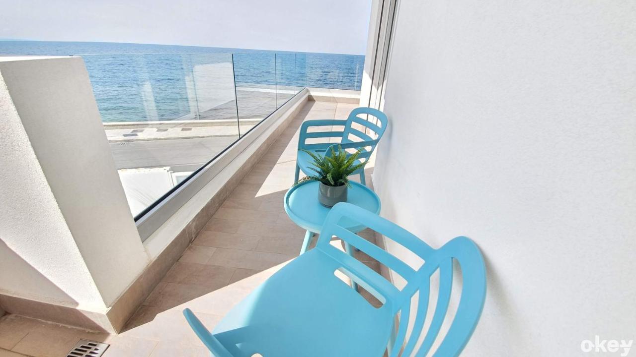 Villa Mediterranea Apartments - Seaview, Pool & Garden Bari Dış mekan fotoğraf