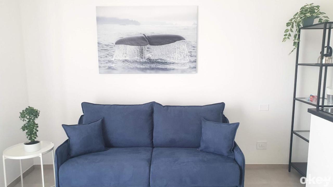 Villa Mediterranea Apartments - Seaview, Pool & Garden Bari Dış mekan fotoğraf