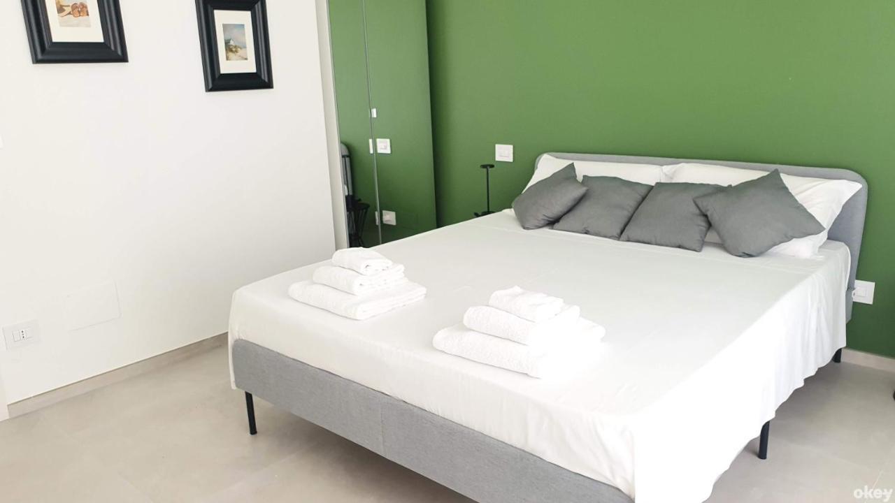 Villa Mediterranea Apartments - Seaview, Pool & Garden Bari Dış mekan fotoğraf