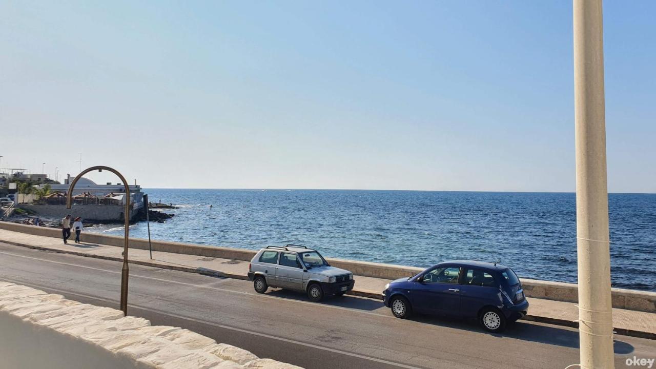 Villa Mediterranea Apartments - Seaview, Pool & Garden Bari Dış mekan fotoğraf